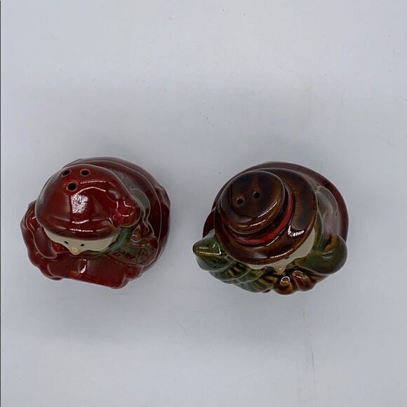 Mr. and Mrs. snowman salt & pepper shakers - Picture 10 of 12